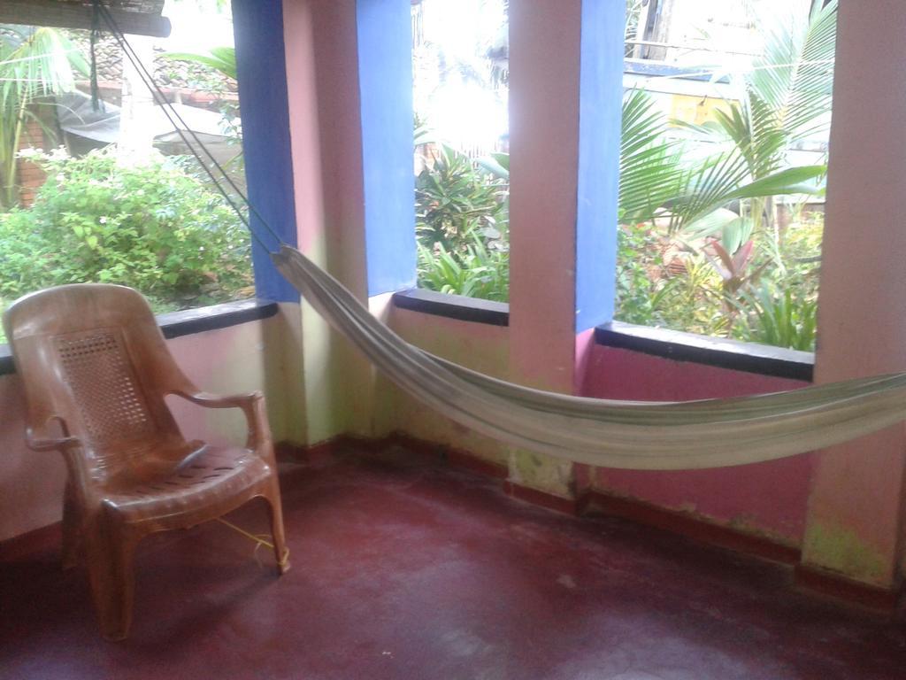 Chandi Gaya Beach Guesthouse Tangalle Pokoj fotografie